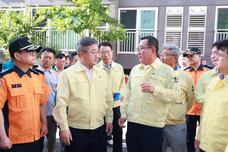 8. 19. - 강석주 통영시장 행정안전부 장관에 특별재난지역 지정 건의 1