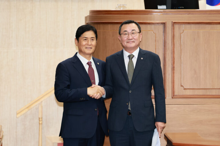 8. 5. -통영형 민생 1호 공약 시의회와 협치로 풀었다 2-1